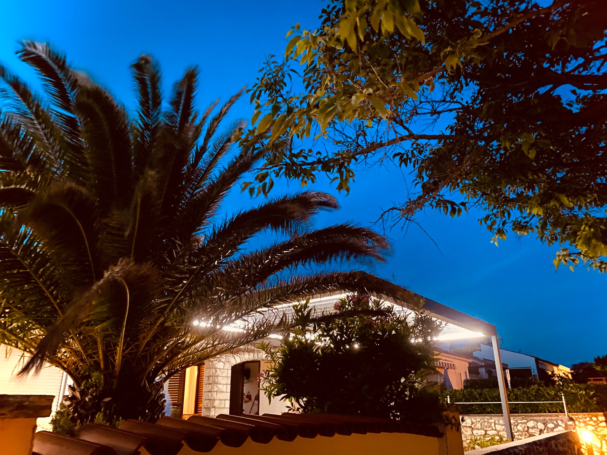 Bioklimatska pergola na otoku Pagu