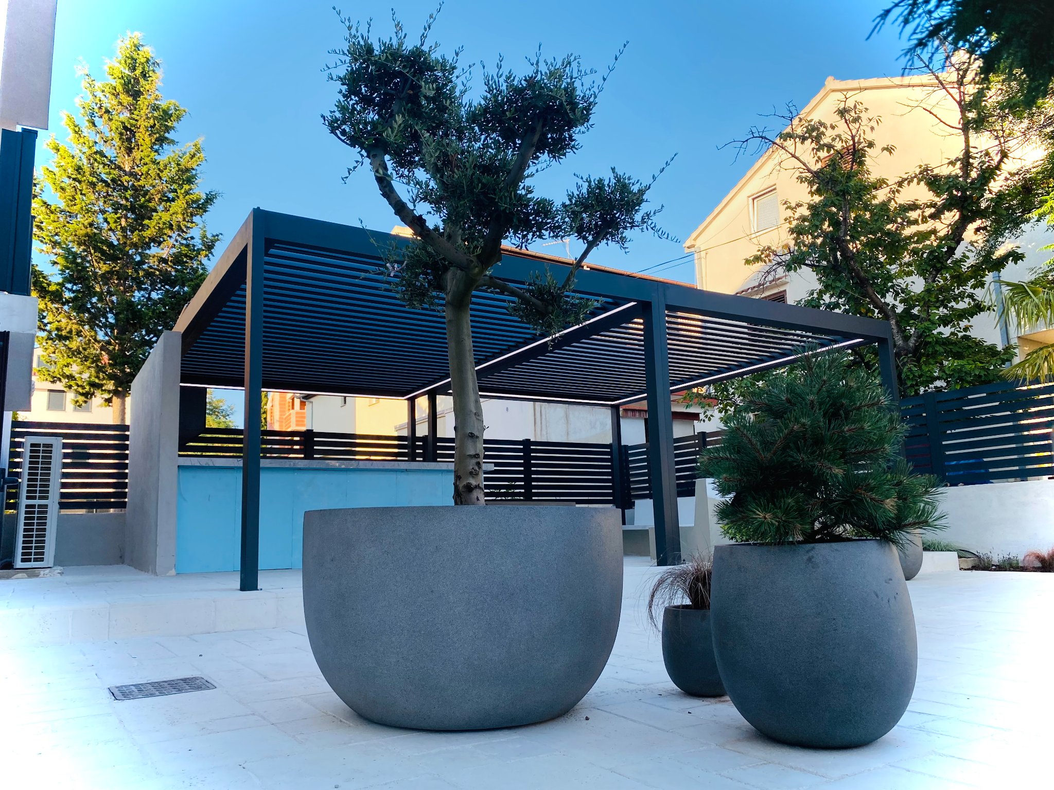 Bioklimatska pergola Biograd na Moru