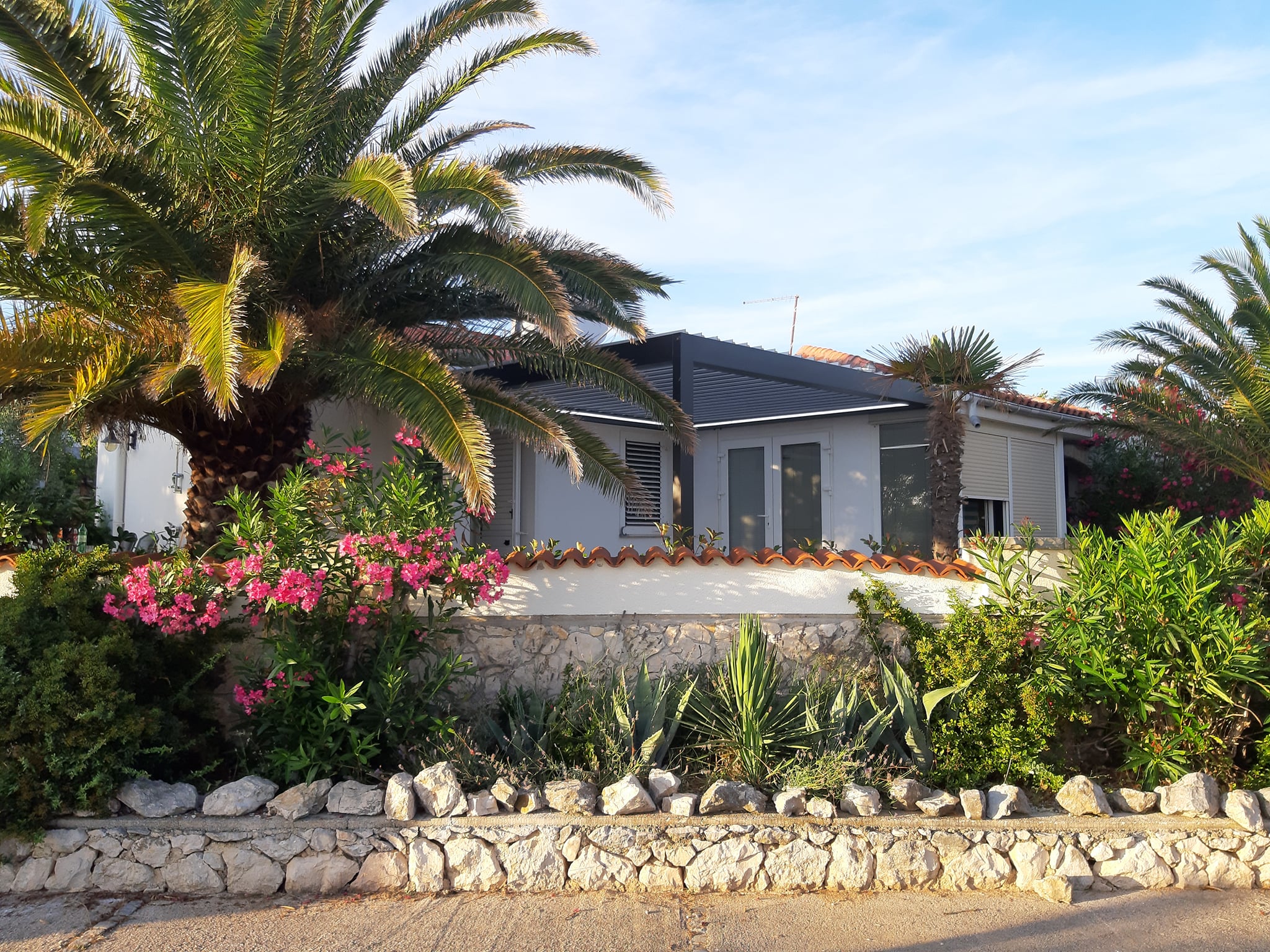 Bioklimatska pergola otok Pag