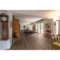 PVC pod HRAST COTTAGE